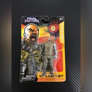 Final Faction toy new‎ in package